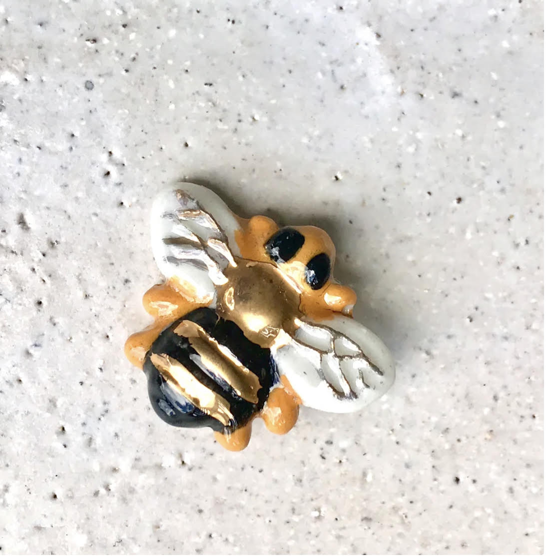 Bee ceramic brooch Eclectopia Gifts and Specialty Homewares