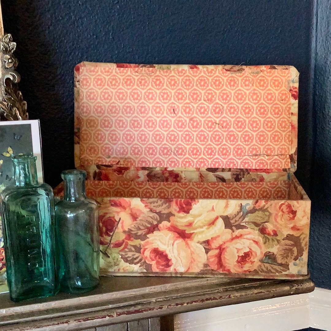 Vintage floral box Eclectopia Gifts and Specialty Homewares 